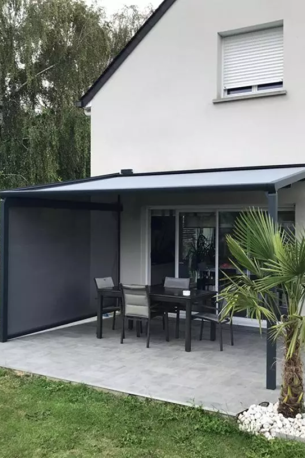 Brustor B128 : alliez la pergola et le store en un seul produit !