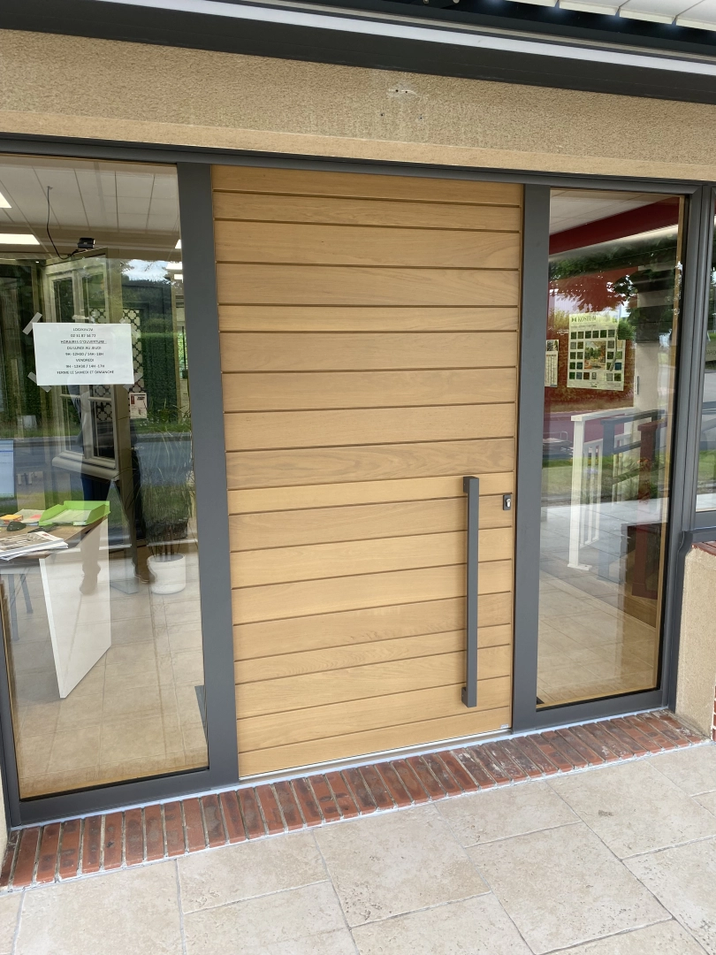 Les portes en bois Bel'M. - Pourquoi vous devriez choisir une porte d’entrée en bois pour votre maison normande ?