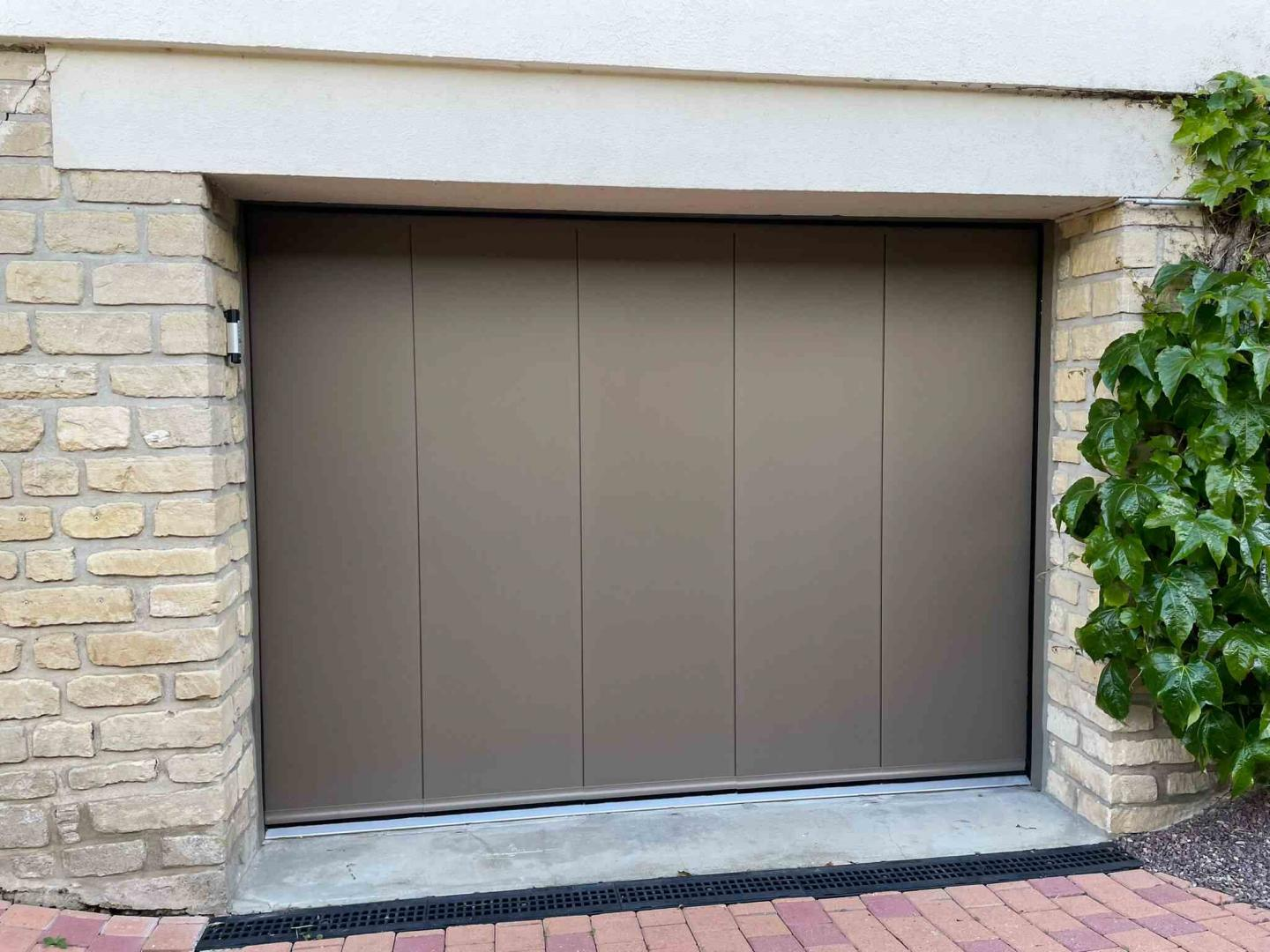 Porte de garage enroulable - Découvrez nos autres modèles de portes de garage