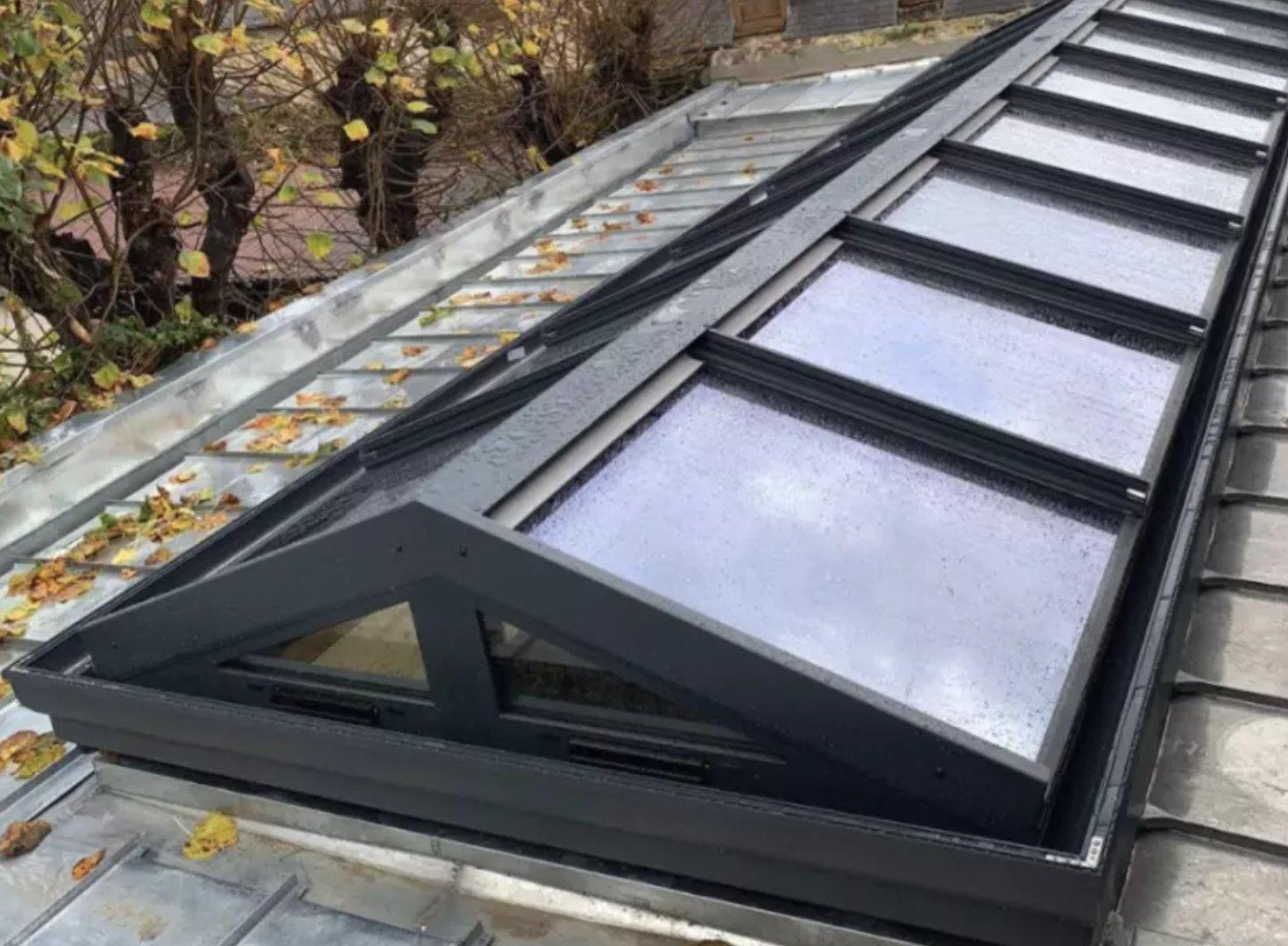 Fenêtre PVC - Installation de fenêtre de toit PVC en Normandie