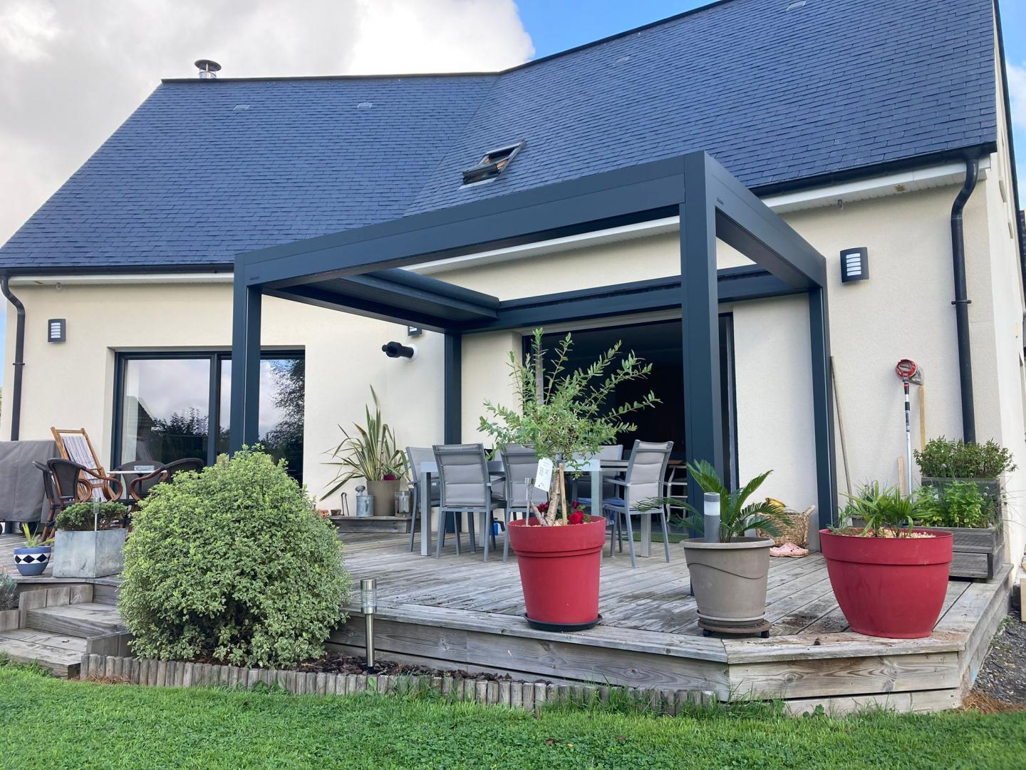 Pergola bioclimatique - Pergola à lames rétractables