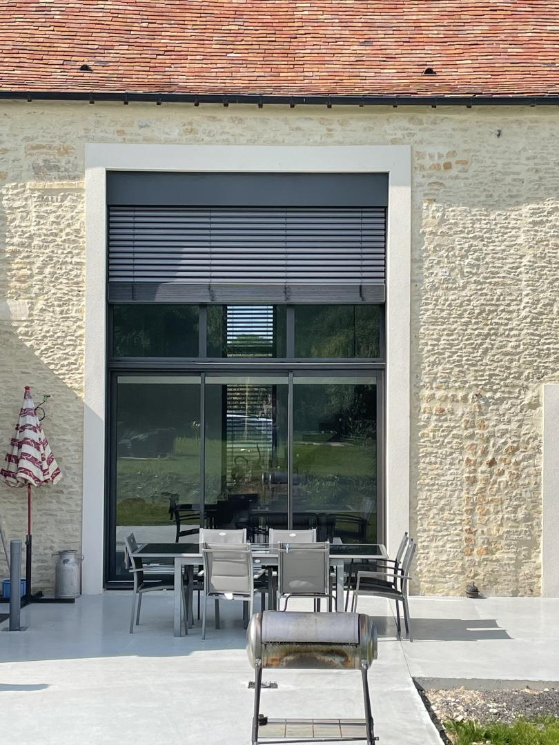 Une installation de brise soleil sur mesure en Normandie