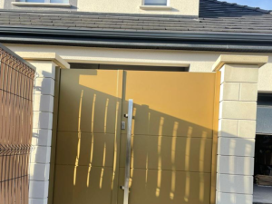 Installation portillon en aluminium en Normandie