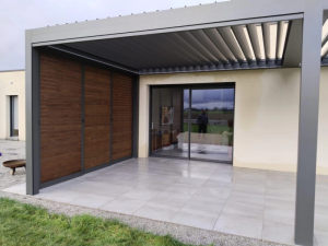 Pergola posée à Honfleur par l'équipe Logikinov