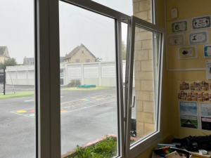 remplacement de fenêtres dans une école