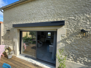 Mise en place d'un store banne B27 Brustor près de Caen
