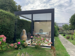 Installation d’une pergola bioclimatique Brustor