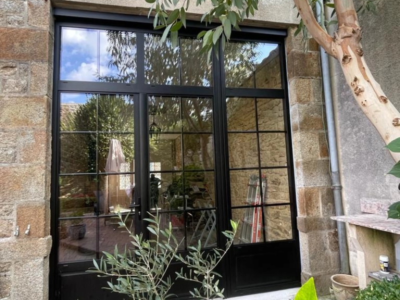 Installation d’une porte fenêtre Bochassy dans l’Orne