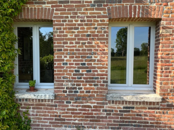 Installation de fenêtres en bois près de Lisieux